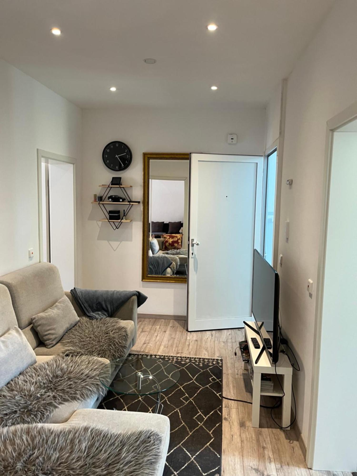 Apartment Messe 2 *